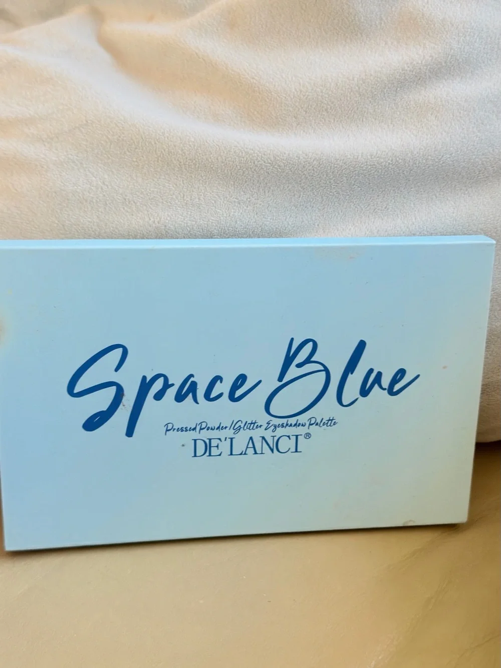 Space Blue Eyeshadow Palette by DE'LANCI - Light Blue